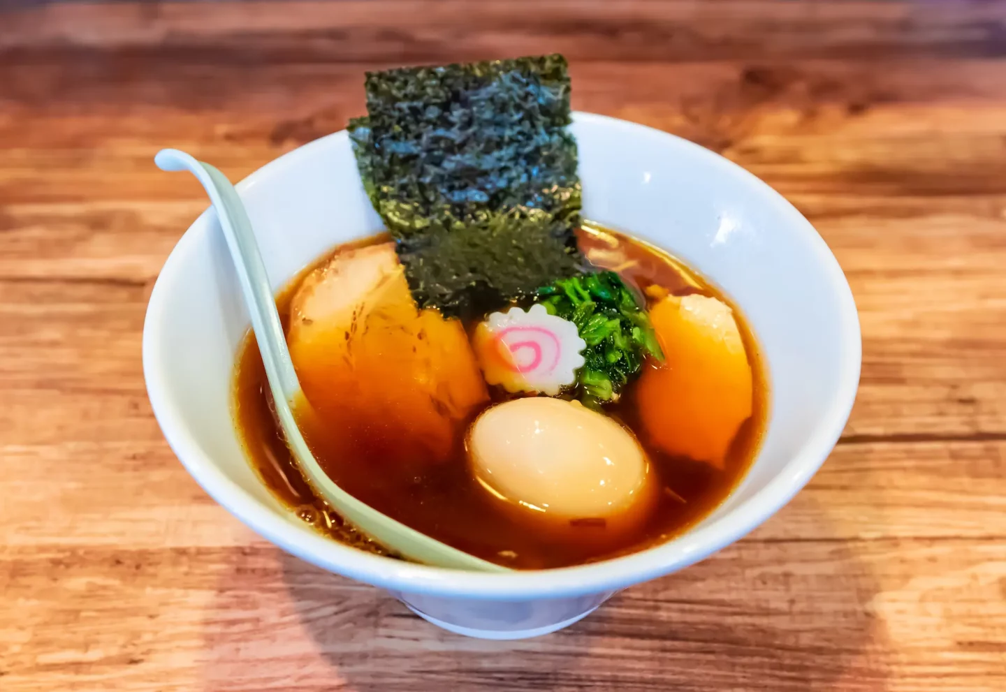 和風らーめん そよ風 - 藤沢 | 煮干しラーメン・辛いラーメン | VACAN